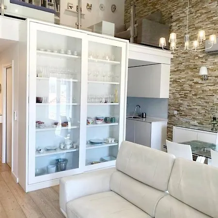 Aurore Duplex - New 아파트 *