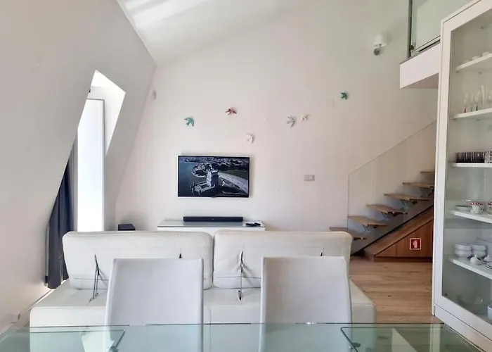 Aurore Duplex - New Apartamento Lisboa