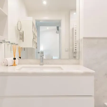 Aurore Duplex - New דירה ליסבון