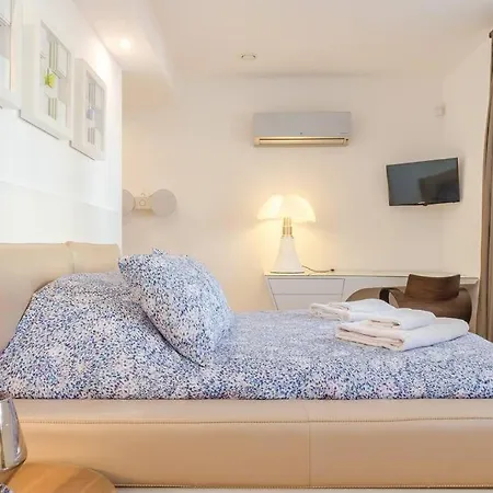 Aurore Duplex - New דירה *