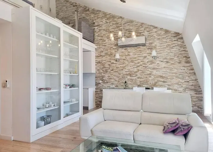 Aurore Duplex - New Lisboa