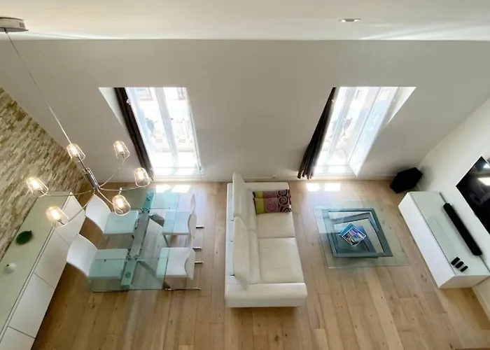 Aurore Duplex - New Lisboa